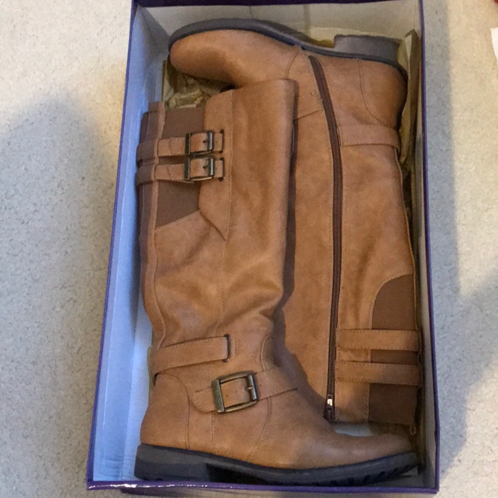 Bare Trap Boots